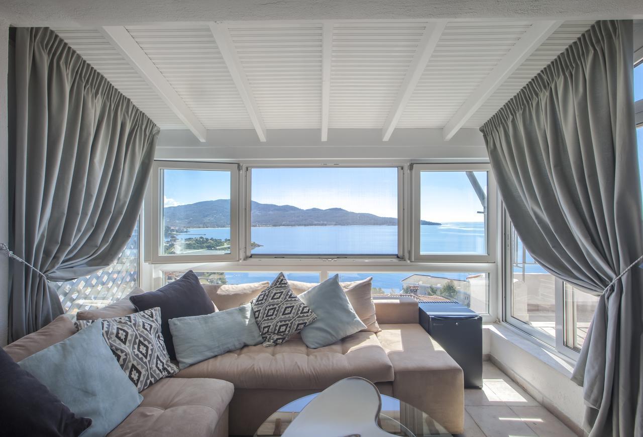 Alterra Vita Apartments Neos Marmaras Bagian luar foto