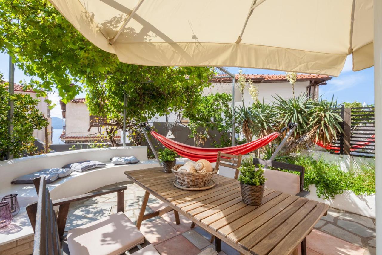 Alterra Vita Apartments Neos Marmaras Bagian luar foto